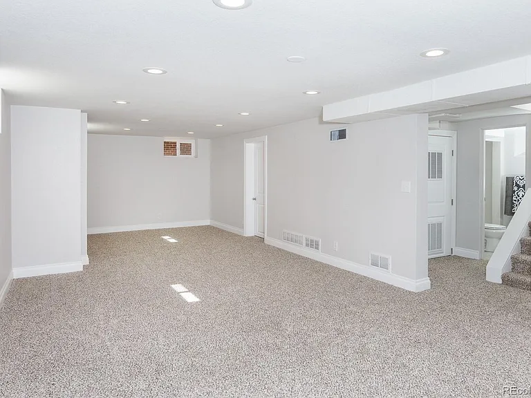 2895 Eudora St — Photo 18
