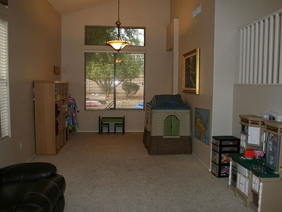 Living room_#1_facing north