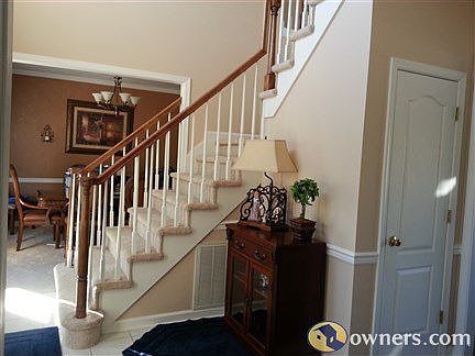 Foyer staircase