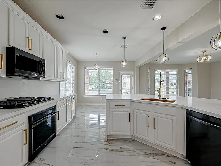 11954 Galentine Point — Photo 15