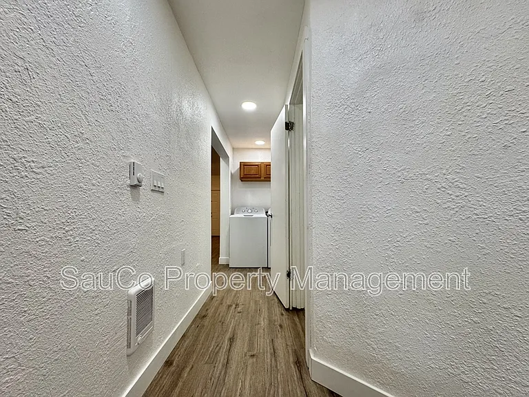 6423 SW Raab Rd — Photo 9