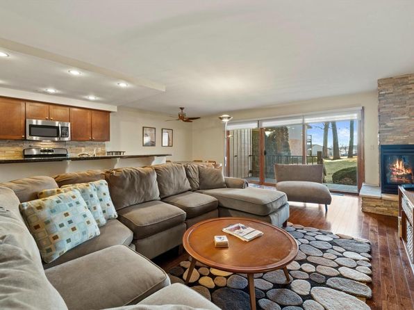 1070 South Lake Shore DRIVE #8-1-A, Lake Geneva, WI 53147