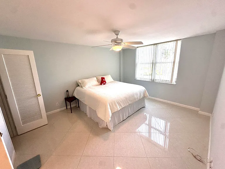 1 Las Olas Cir #313 — Photo 14