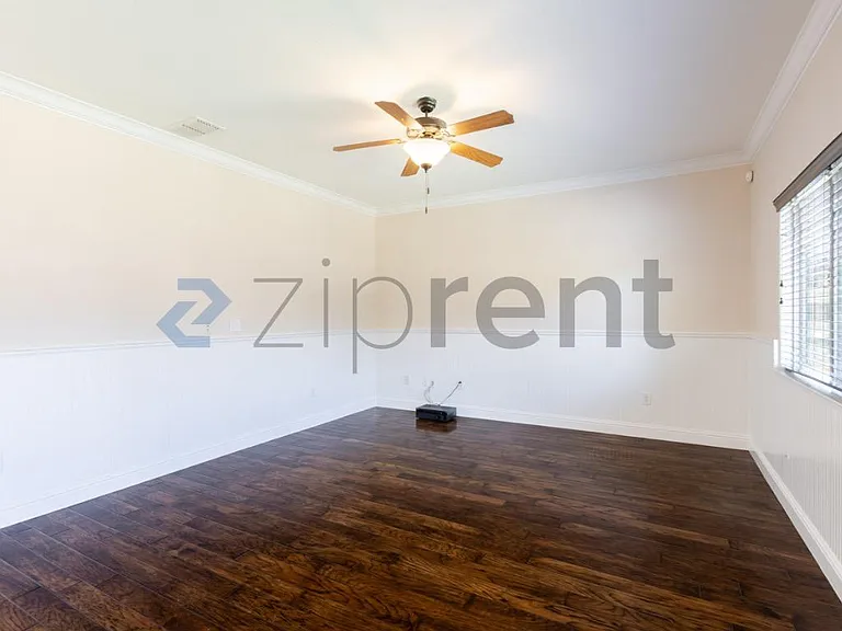 5609 Freestone Dr — Photo 8