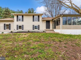 250 Barnhart Rd, Westminster, MD 21158