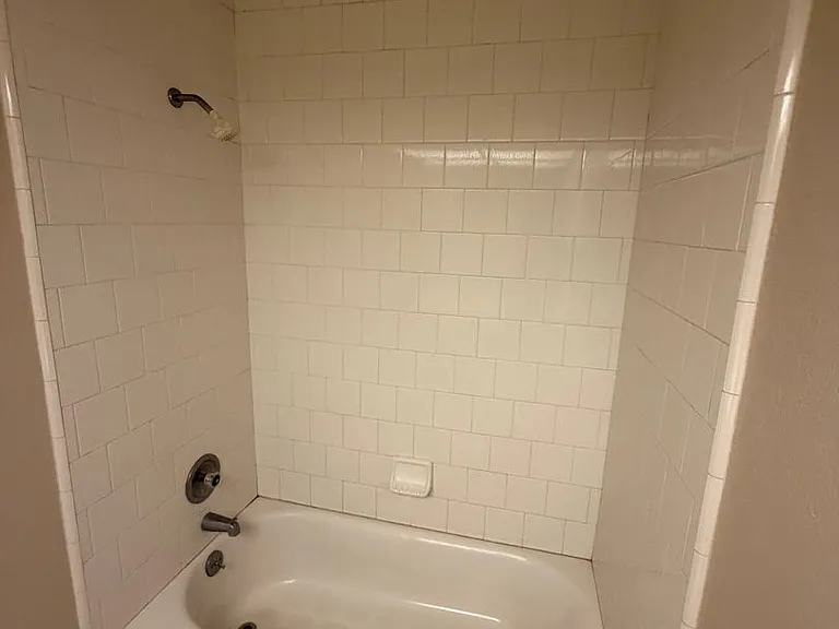 3636 Sumner Ave #210 — Photo 15