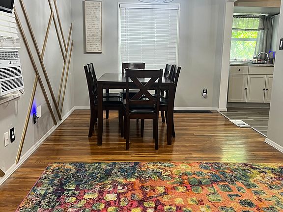 3rd image of 19106 Lanbury Ave