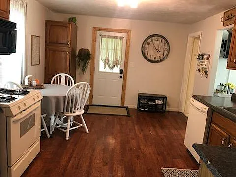 3202 Heights Rd — Photo 10
