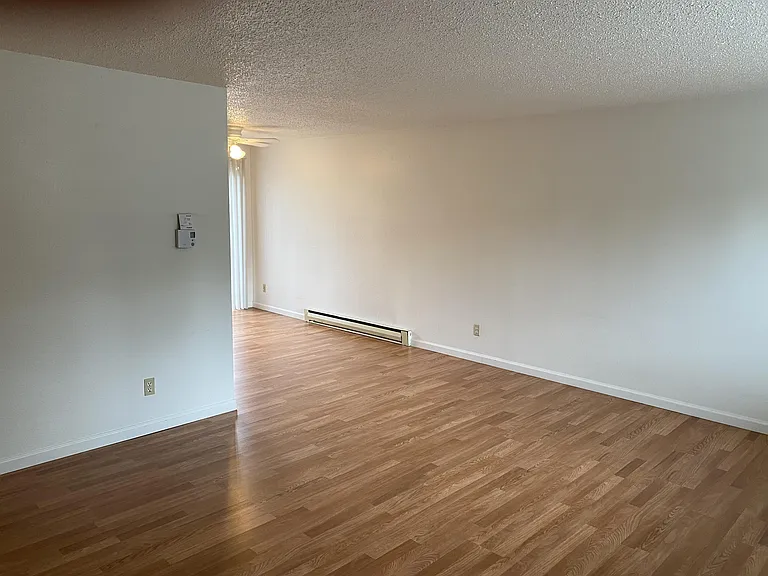 7425 SE Henry St — Photo 3