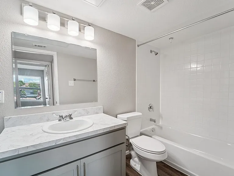 Crosby at Westchase Apartments — Photo 108
