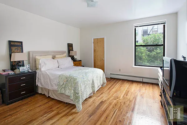 Rented by Halstead Real Estate | media 15