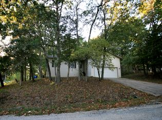 4040 Poplar Rd, Merriam Woods Village, MO 65740