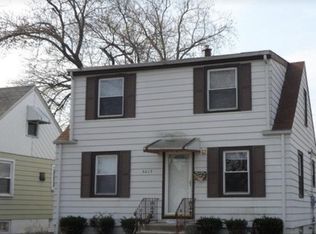 5332 State Rd, Burbank, IL 60459