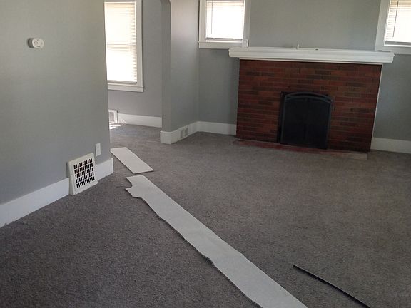 2nd image of 11355 Grandmont Ave