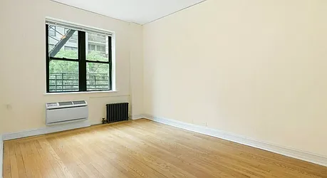 Rented by (Legacy) Elegran