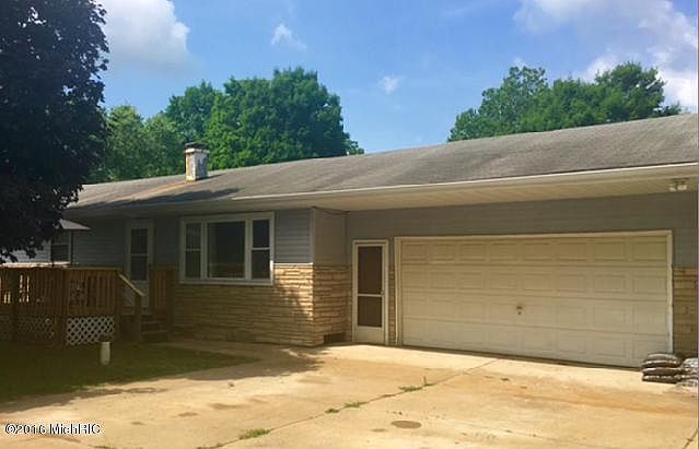 1st image of 15996 Meadowview Dr