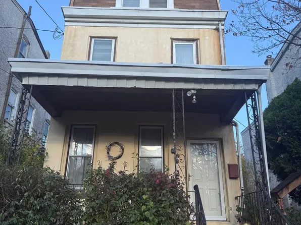 4407 Dexter St, Philadelphia, PA 19128