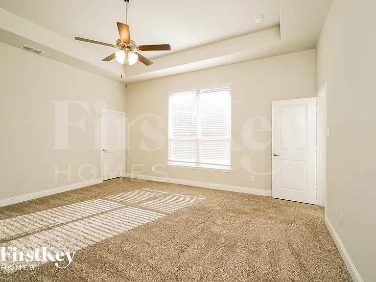 15013 Gladstone Dr — Photo 7