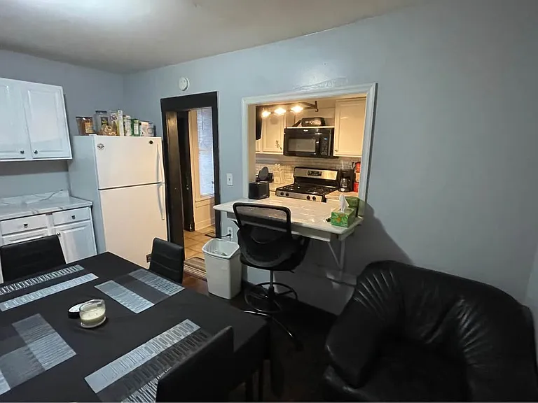 2622 Garrett Ave — Photo 9