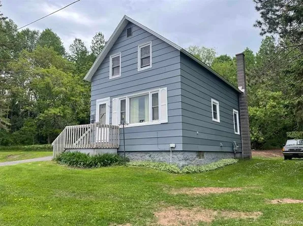 307 1st Ave, Bessemer, MI 49911