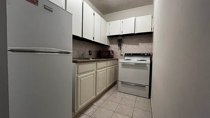 Rented by The Agency | media 17