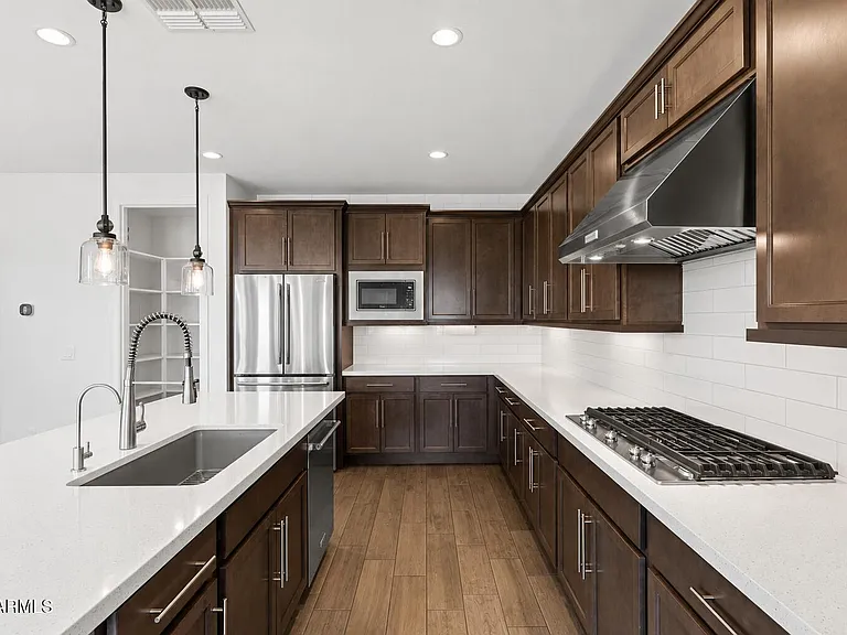 17190 W Gracemont St — Photo 6