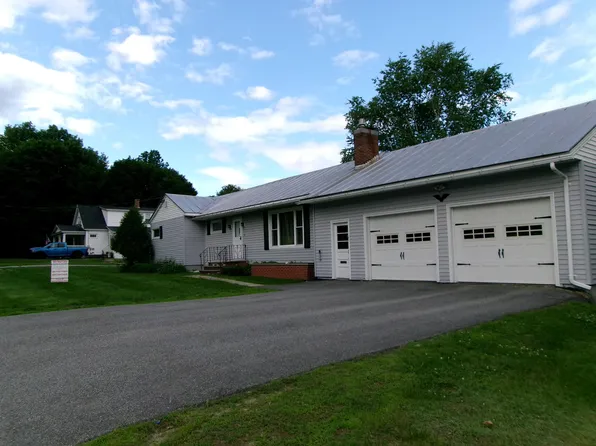 13 Free Street, Jay, ME 04239