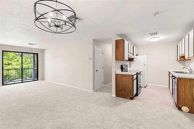 15-23 Blackstone Dr #15-23 — Photo 4