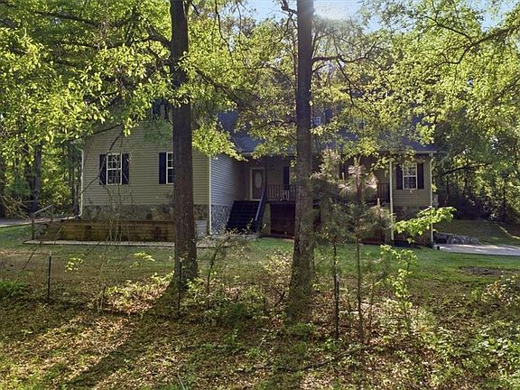 2nd image of 164 Laurens Rd
