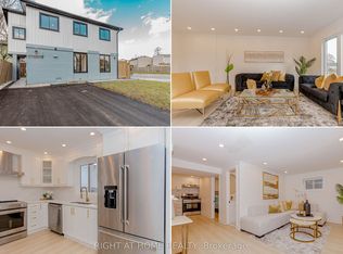 1 Homeland Ct, Brampton, ON L6S1R8