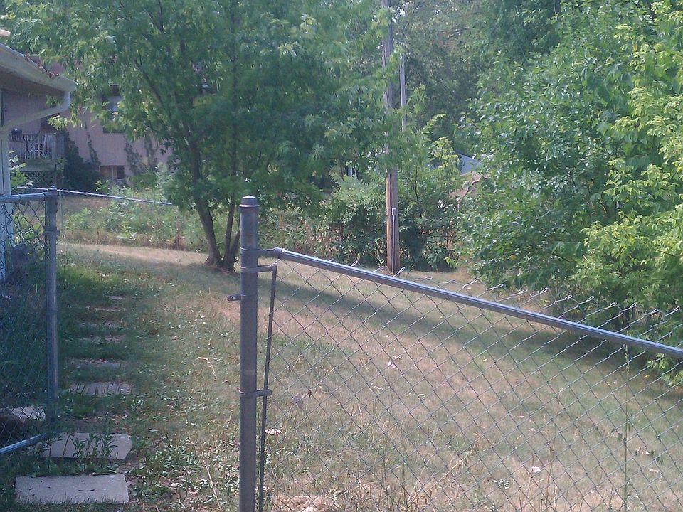 2nd image of 6004 E Sharon Ln