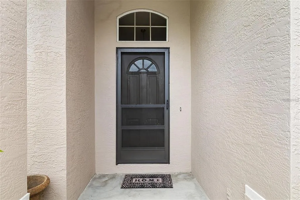 3 bed, 2.0 bath, 1454 sqft, $3,500 — Photo 3