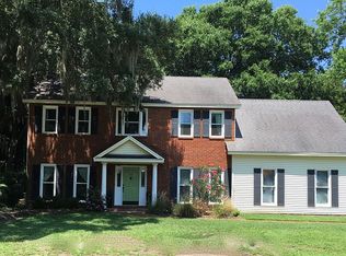 101 Farringdon Cir, Savannah, GA 31410