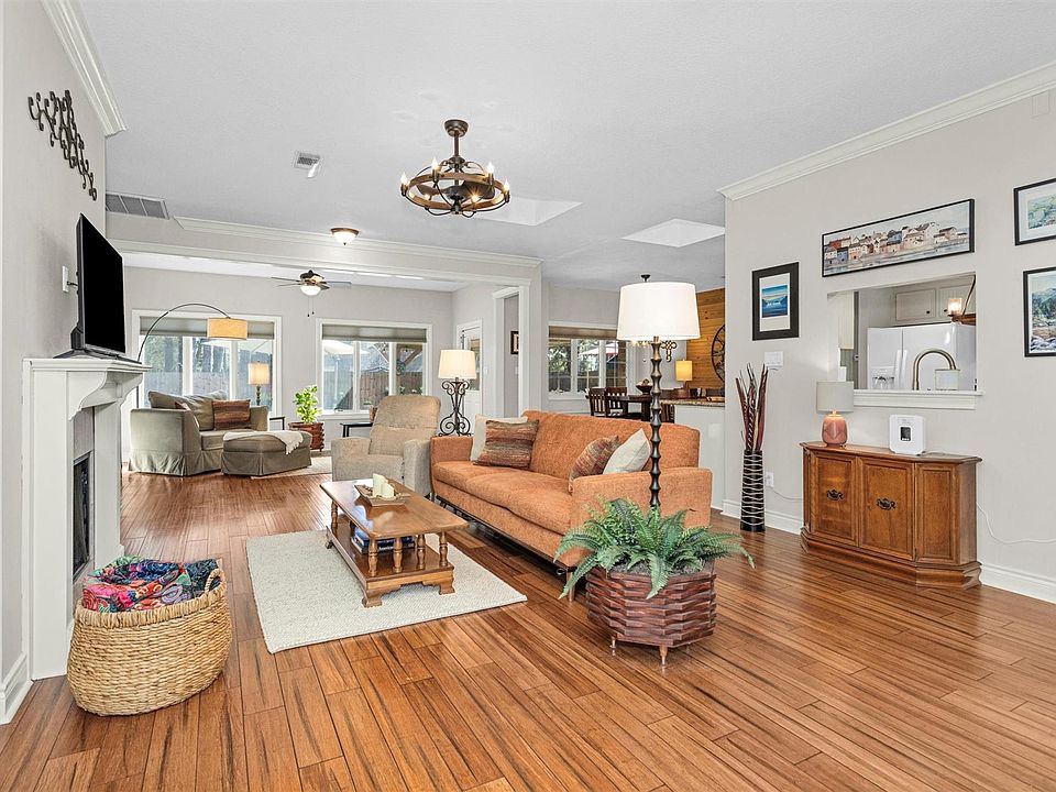 1st image of 14071 Lakepoint Drive