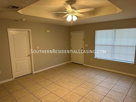 4th image of 8056 San Pedro Plz