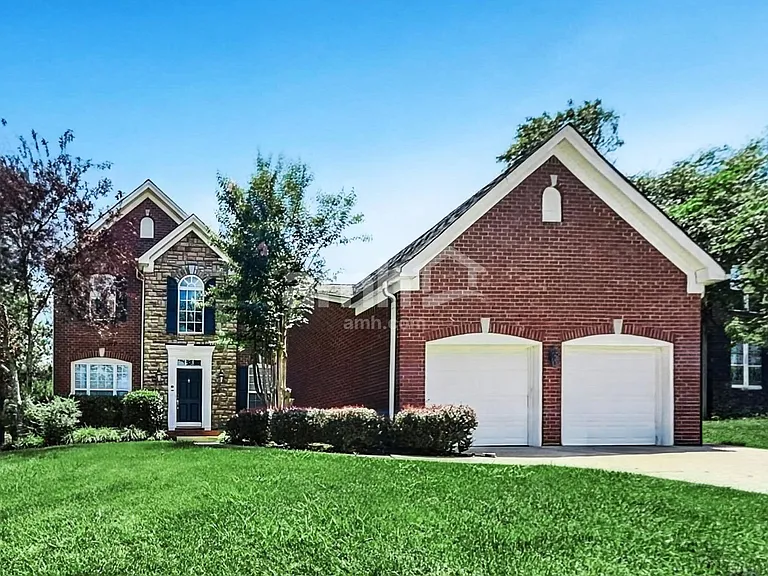 3052 Brookview Forest Dr — Photo 1