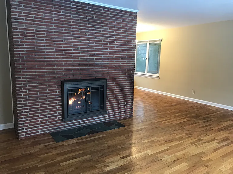 Whitehills Dr — Photo 13