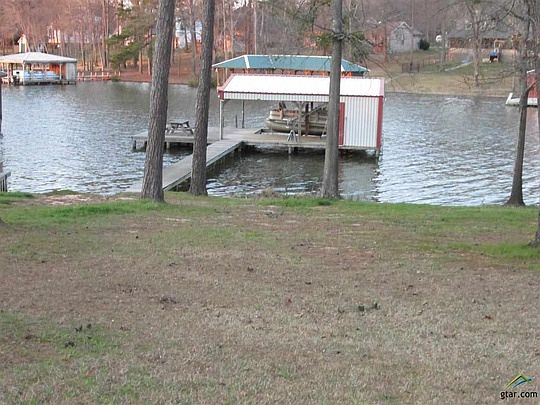 5th image of 17882 Fishermans Dr