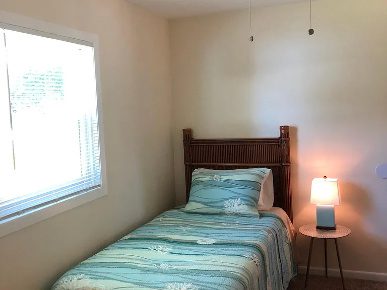 2nd Twin bed in Bedroom #2.