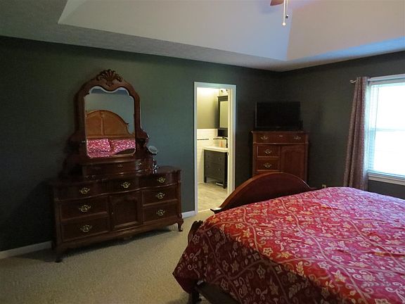 4th image of 50 Huckleberry Way