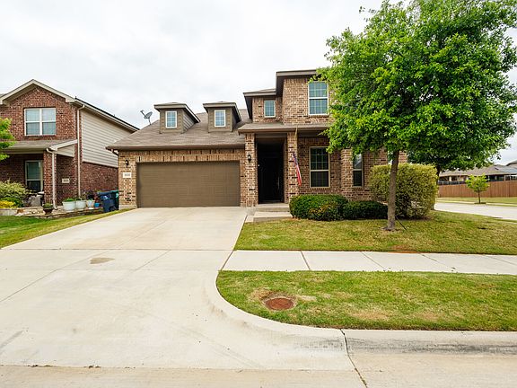 2nd image of 5529 Las Lomas Ln