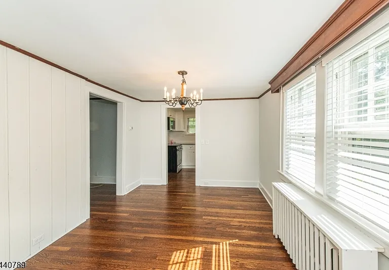 30 Stiles Ave — Photo 11