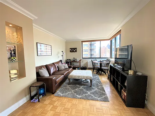 Rented by Corcoran | media 16