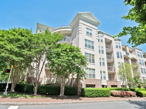 405 7th St #305, Charlotte, NC 28202