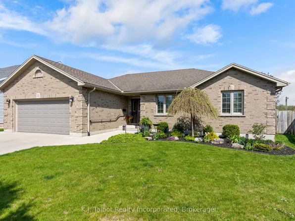 11 Lee Cres, Goderich, ON N7A 4L3