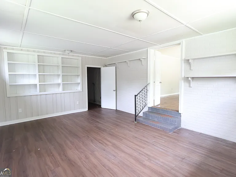 1465 Irwinton Rd — Photo 10