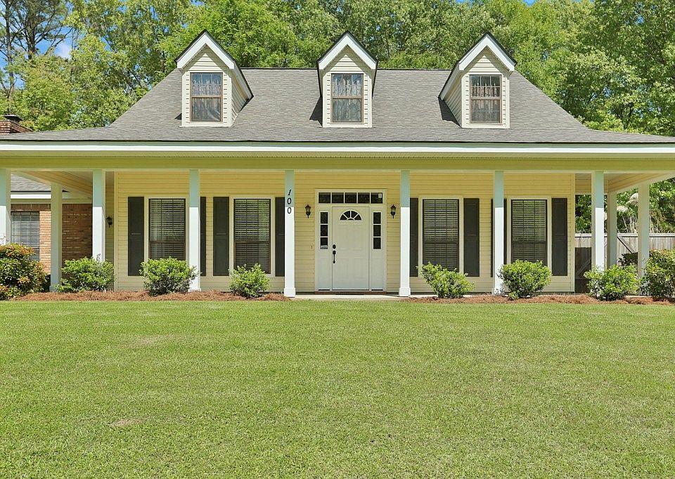 1st image of 100 N Fairview Dr