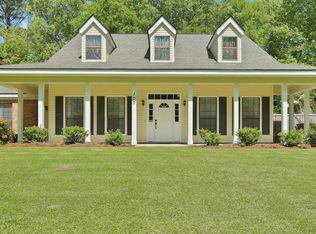 100 N Fairview Dr, Vicksburg, MS 39180