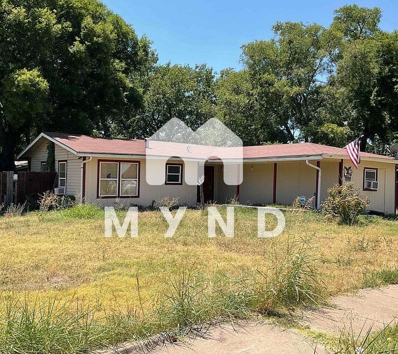 2nd image of 2612 Gilbert Cir