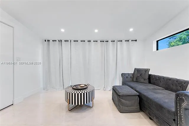231 NE 45th St #231 — Photo 24